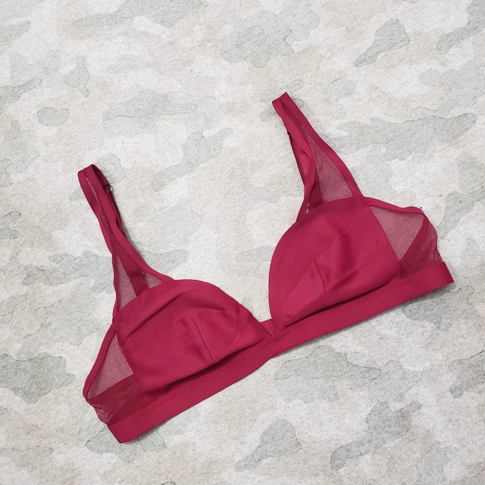Victoria's Secret Bra‎ Womens Medium Red Wireless